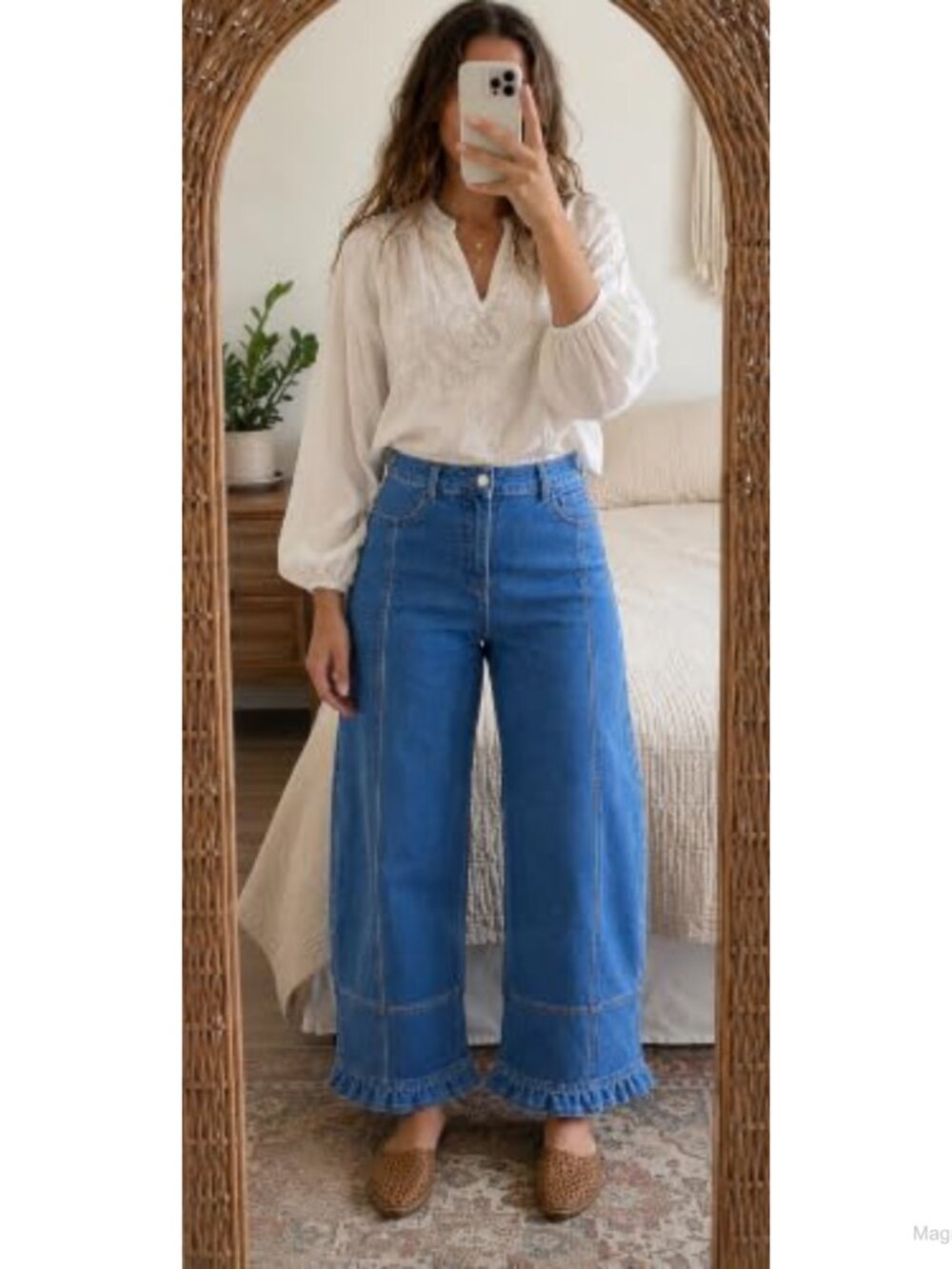 Women's High Waisted Stretch Barrel Jeans Ruffle Hem Cropped Denim